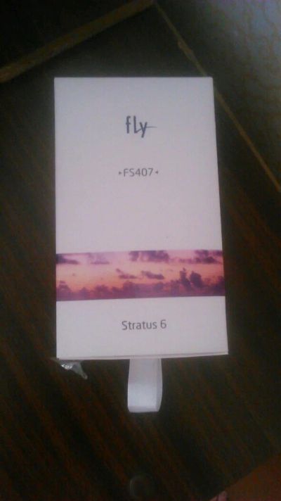 Лот: 9751221. Фото: 1. Андроид смартфон fly stratus 6. Смартфоны