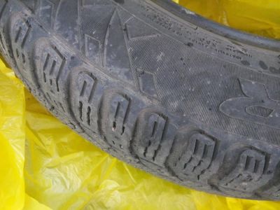 Лот: 4609014. Фото: 1. Шины Pirelli шипы R15 б/у комплект... Шины