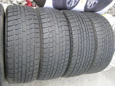 Лот: 6273406. Фото: 1. Шины зимние Yokohama. Шины