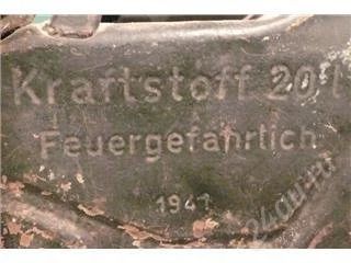 Лот: 149894. Фото: 1. Канистра 20л немецкая. Военная техника, документация