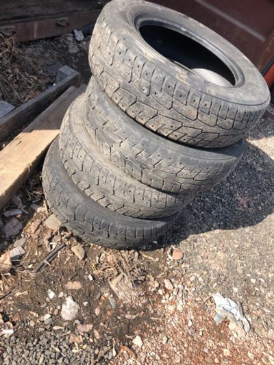 Лот: 20239733. Фото: 1. Шины LT Hankook 195/70 R15. Шины