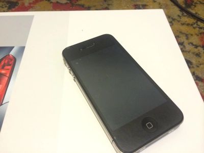 Лот: 4335611. Фото: 1. iphone 4 8GB. Смартфоны