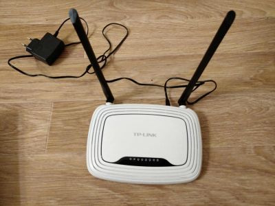 Лот: 10310114. Фото: 1. Роутер TP-LINK TL-WR841N. Маршрутизаторы (роутеры)