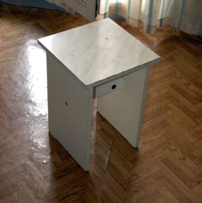 Лот: 2984357. Фото: 1. Табуретка на дачу. Столы, стулья, обеденные группы