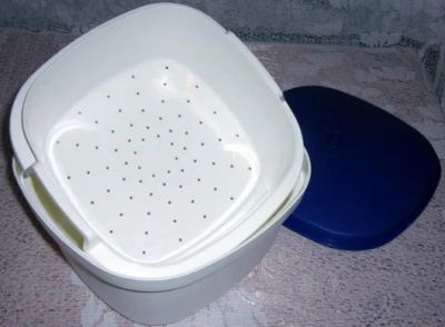 Лот: 6553744. Фото: 1. Термосервирователь Tupperware. Термосы, термокружки, фляжки