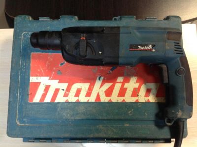 Лот: 11165258. Фото: 1. Перфоратор Makita HR2450. Не работает... Электроинструмент