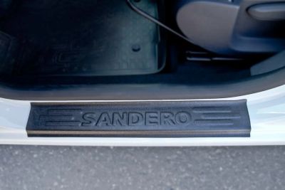 Лот: 17297774. Фото: 1. Renault Sandero (2014-2021) накладки... Детали тюнинга