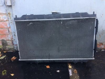 Лот: 12468270. Фото: 1. Радиатор Nissan Bluebird u14 SR20... Двигатель и элементы двигателя