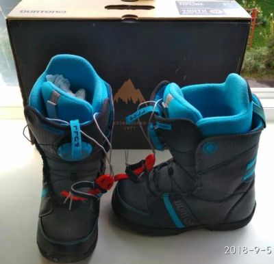 Лот: 12070113. Фото: 1. Ботинки бордические детские Burton. Ботинки