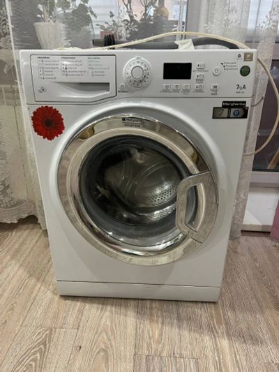 Лот: 20042348. Фото: 1. Стиральная машина Hotpoint ariston... Стиральные машины