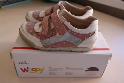 Лот: 6010449. Фото: 1. Кроссовки WOOPY.р-р28. Кеды, кроссовки