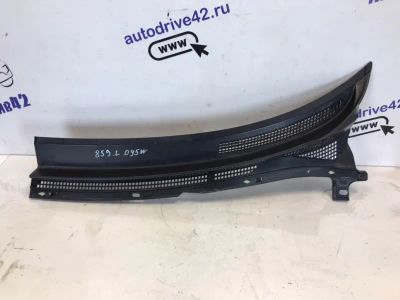 Лот: 21708188. Фото: 1. решетка, жабо под дворники Mazda... Двигатель и элементы двигателя