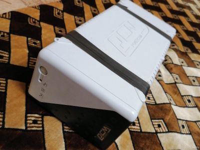 Лот: 14837195. Фото: 1. ИБП бесперебойник 1000VA 500W. ИБП, аккумуляторы для ИБП