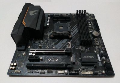 Лот: 25122941. Фото: 1. Материнская плата Gigabyte B550M... Материнские платы