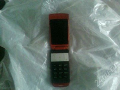 Лот: 268236. Фото: 1. Philips Xenium 9@9q весь комплект... Кнопочные мобильные телефоны