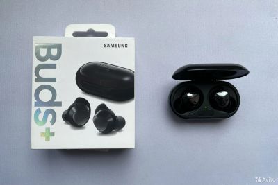 Лот: 17649955. Фото: 1. Samsung Galaxy Buds Plus на гарантии. Наушники, гарнитуры