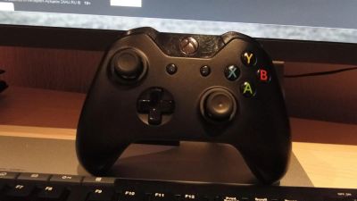 Лот: 6817540. Фото: 1. Xbox one джойстик (геймпад). Аксессуары для игровых приставок, консолей, геймпады