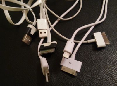 Лот: 7303974. Фото: 1. 3 зарядки для Apple. Зарядные устройства, блоки питания, адаптеры сетевые для смартфонов