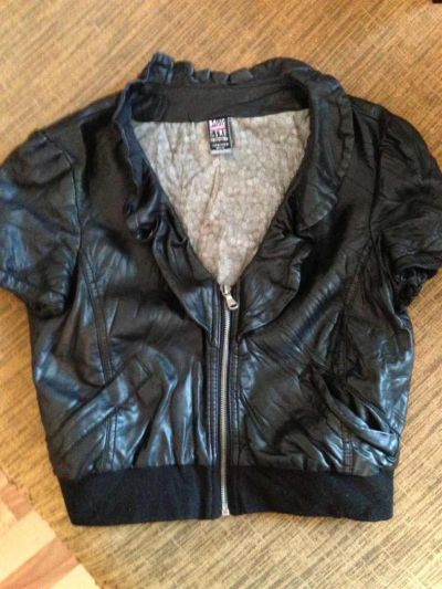 Лот: 3187540. Фото: 1. Кожаная куртка Zara. Верхняя одежда