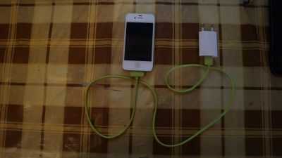 Лот: 7773523. Фото: 1. Iphone 4s 32gb (белый) комплект... Смартфоны