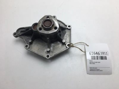 Лот: 20401395. Фото: 1. Помпа Audi A6 2007 06E121005 4F2... Двигатель и элементы двигателя