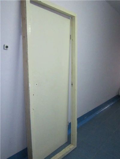 Лот: 3169595. Фото: 1. Отдам дверь с новостройки. Двери межкомнатные
