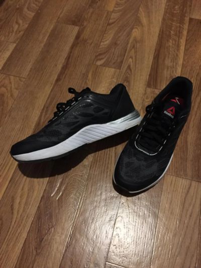 Лот: 8955068. Фото: 1. Кроссовки женские Reebok 39 размер. Кеды, кроссовки, слипоны