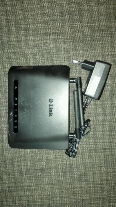 Лот: 6058567. Фото: 1. Маршрутизатор D-Link DIR-615 Wi-Fi... Маршрутизаторы (роутеры)