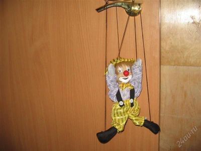 Лот: 2192727. Фото: 1. клоун на веревочках. Куклы и аксессуары