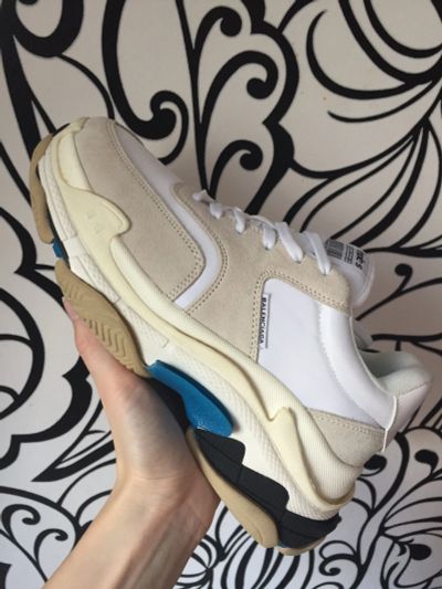 Лот: 17760067. Фото: 1. Кроссовки Balenciaga 39 размер. Кеды, кроссовки, слипоны