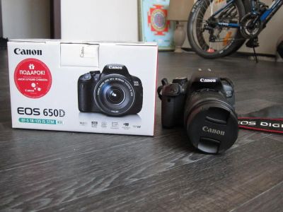 Лот: 9019744. Фото: 1. Фотоаппарат Canon EOS 650D EOS... Цифровые зеркальные