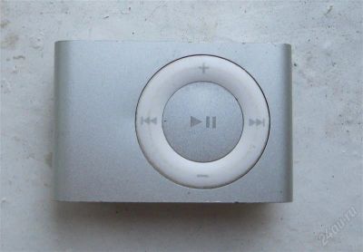 Лот: 1003580. Фото: 1. Срочно apple ipod shuffle 1 гб... Плееры