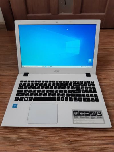 Лот: 15221291. Фото: 1. Ноутбук Acer Aspire E15. Ноутбуки