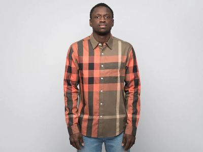 Лот: 21430351. Фото: 1. Рубашка Burberry. Рубашки, водолазки