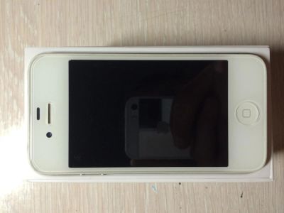 Лот: 4880749. Фото: 1. Iphone 4s 16gb. Смартфоны