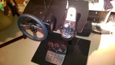 Лот: 5039102. Фото: 1. Logitech G27 Racing + стол для... Рули, джойстики