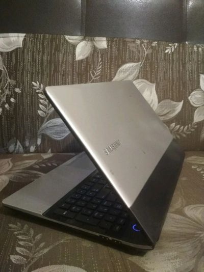 Лот: 14537382. Фото: 1. 2х ядерный Samsung NP300E5A. Intel... Ноутбуки
