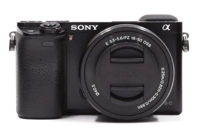 Лот: 16899799. Фото: 1. Фотоаппарат комиссионный Sony... Цифровые беззеркальные со сменной оптикой
