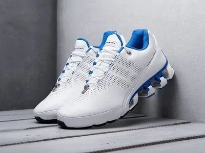Лот: 16983809. Фото: 1. Кроссовки Adidas Porsche Design... Кеды, кроссовки, слипоны