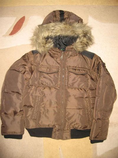 Лот: 3370408. Фото: 1. Пуховик Benetton. Верхняя одежда