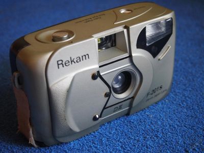 Лот: 5876653. Фото: 1. Фотоаппарат Rekam. Плёночные компактные