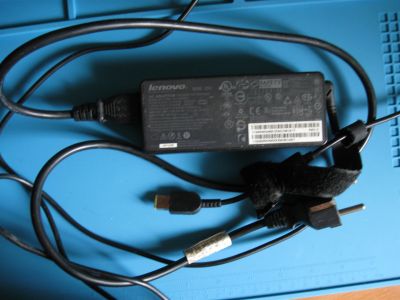 Лот: 19140065. Фото: 1. Блок питания Lenovo ADLX90NCC3A... Корпуса, блоки питания