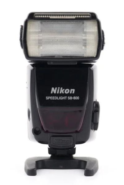 Лот: 10716900. Фото: 1. Вспышка комиссионная Nikon SB-800... Вспышки, осветители, рассеиватели