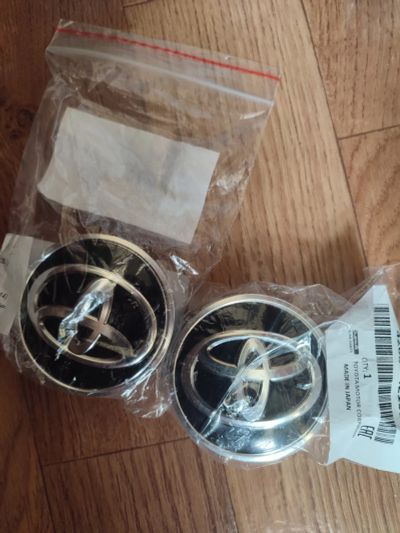 Лот: 20529508. Фото: 1. Колпак колеса Toyota Camry, Rav4... Колпаки