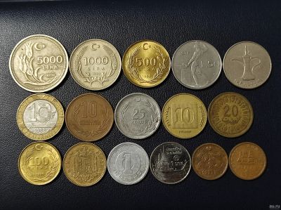 Лот: 17567730. Фото: 1. Набор иностранных монет все разные. Наборы монет