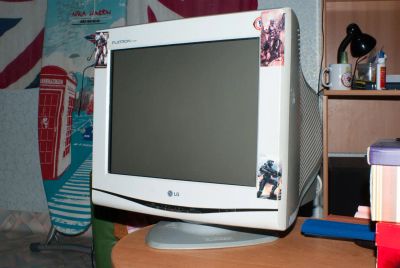 Лот: 4927060. Фото: 1. Монитор LG Flatron F700B 17". ЭЛТ-мониторы
