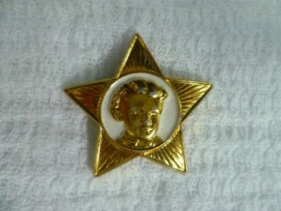 Лот: 3672739. Фото: 1. значок октябренка. Другое (значки, медали, жетоны)