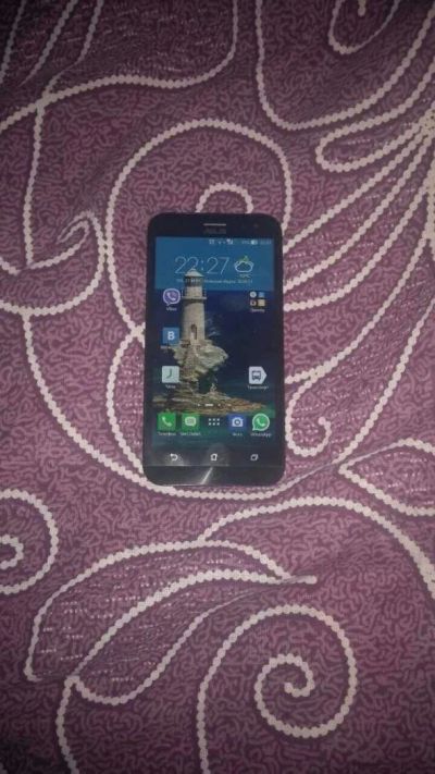 Лот: 9282508. Фото: 1. Смартфон Asus Zenfone 2 Laser... Смартфоны