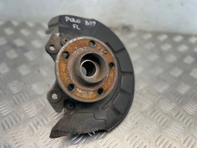 Лот: 22459703. Фото: 1. поворотный кулак Volkswagen Polo... Другое (автозапчасти)