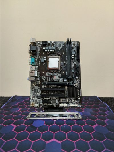 Лот: 25090000. Фото: 1. Материнская плата Gigabyte/LGA1151... Материнские платы